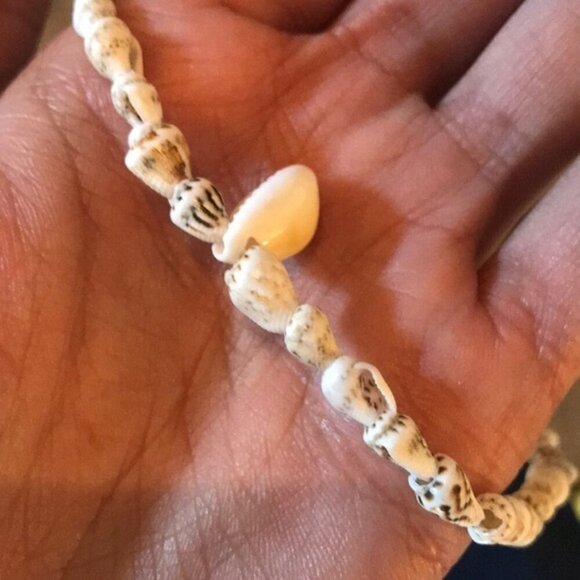 vsco shell necklace - Picture 5 of 5